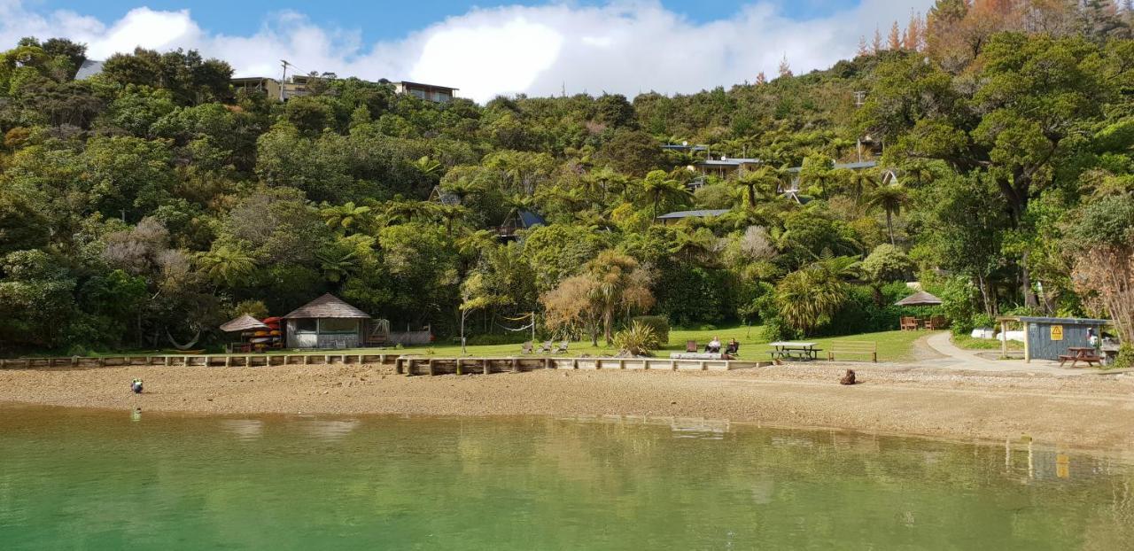 Punga Cove Resort Endeavour Inlet Extérieur photo