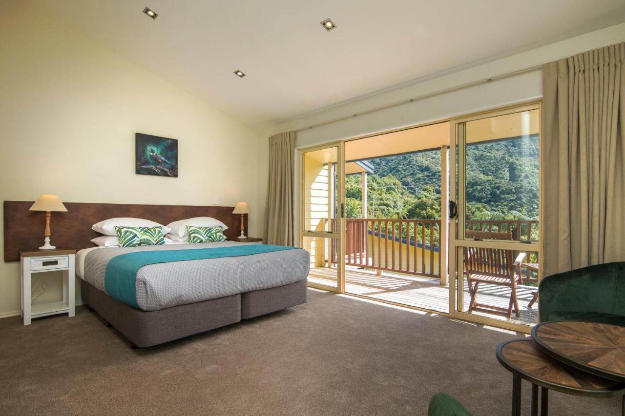Punga Cove Resort Endeavour Inlet Extérieur photo