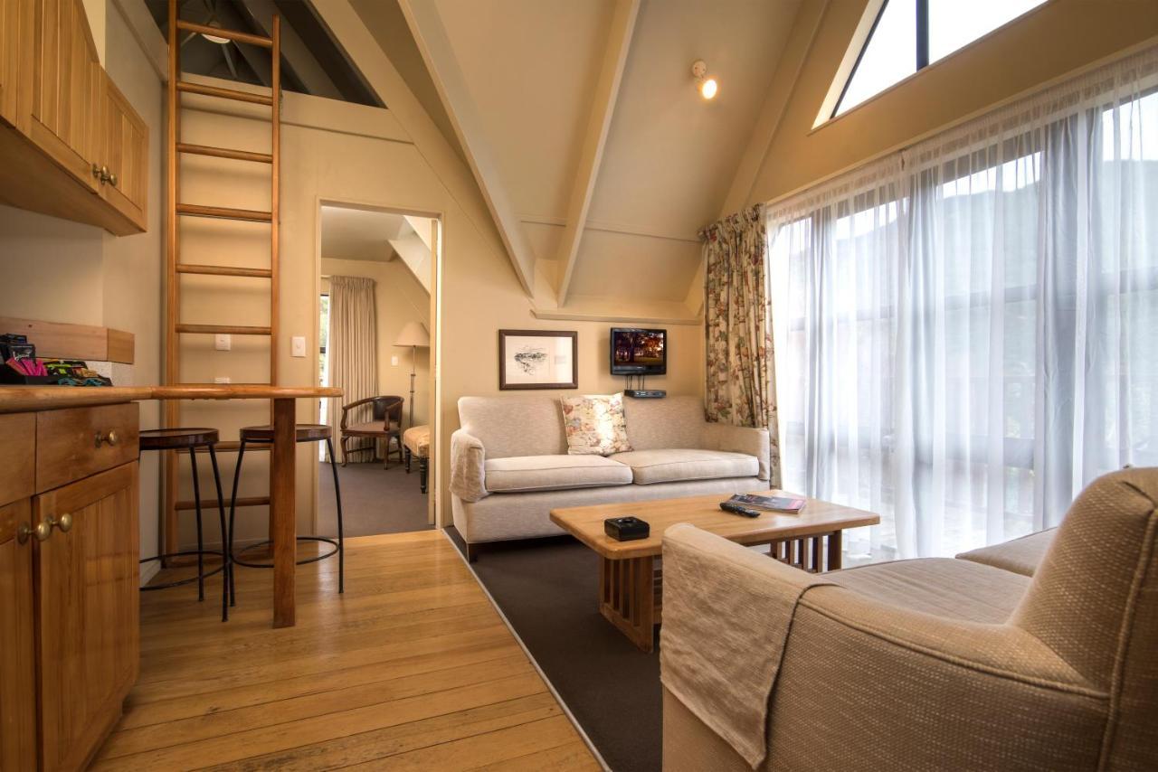 Punga Cove Resort Endeavour Inlet Extérieur photo
