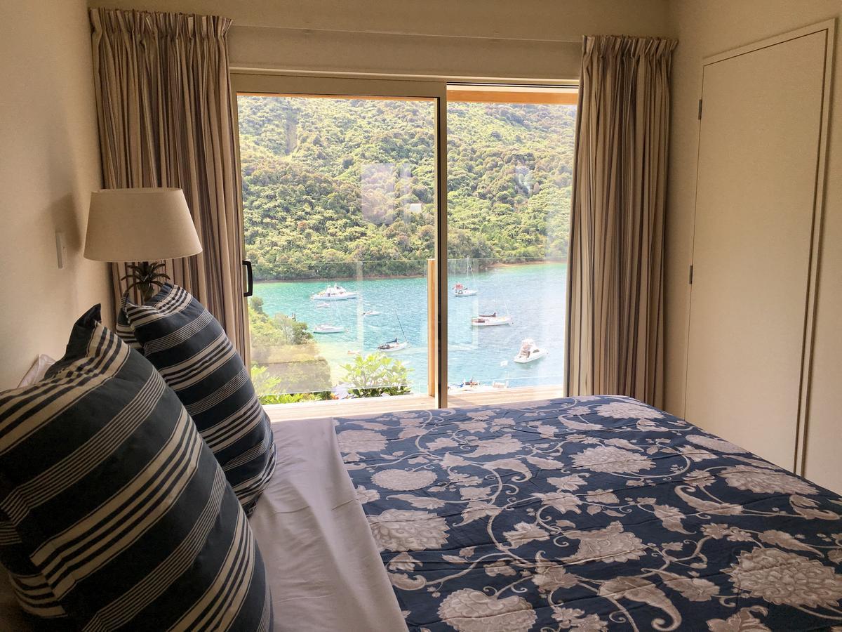 Punga Cove Resort Endeavour Inlet Extérieur photo