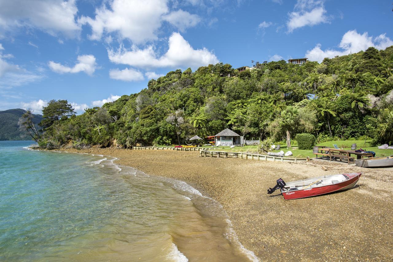 Punga Cove Resort Endeavour Inlet Extérieur photo